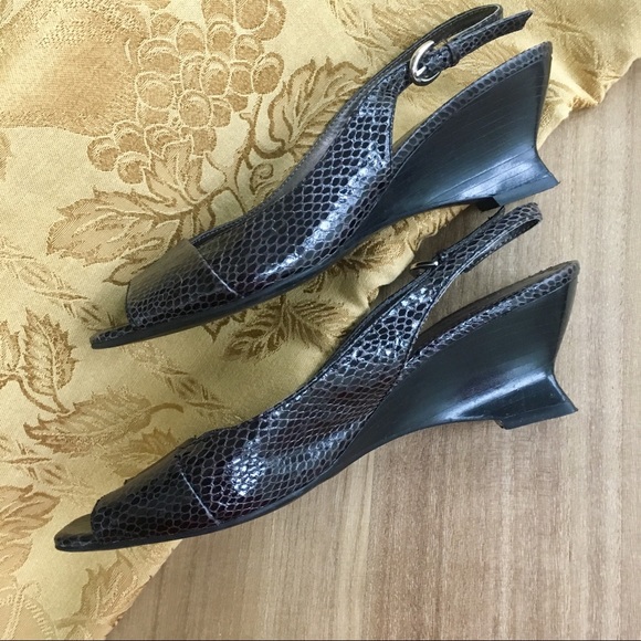 Franco Sarto Arena Black Snakeskin Wedge 6.5 M - Picture 2 of 5